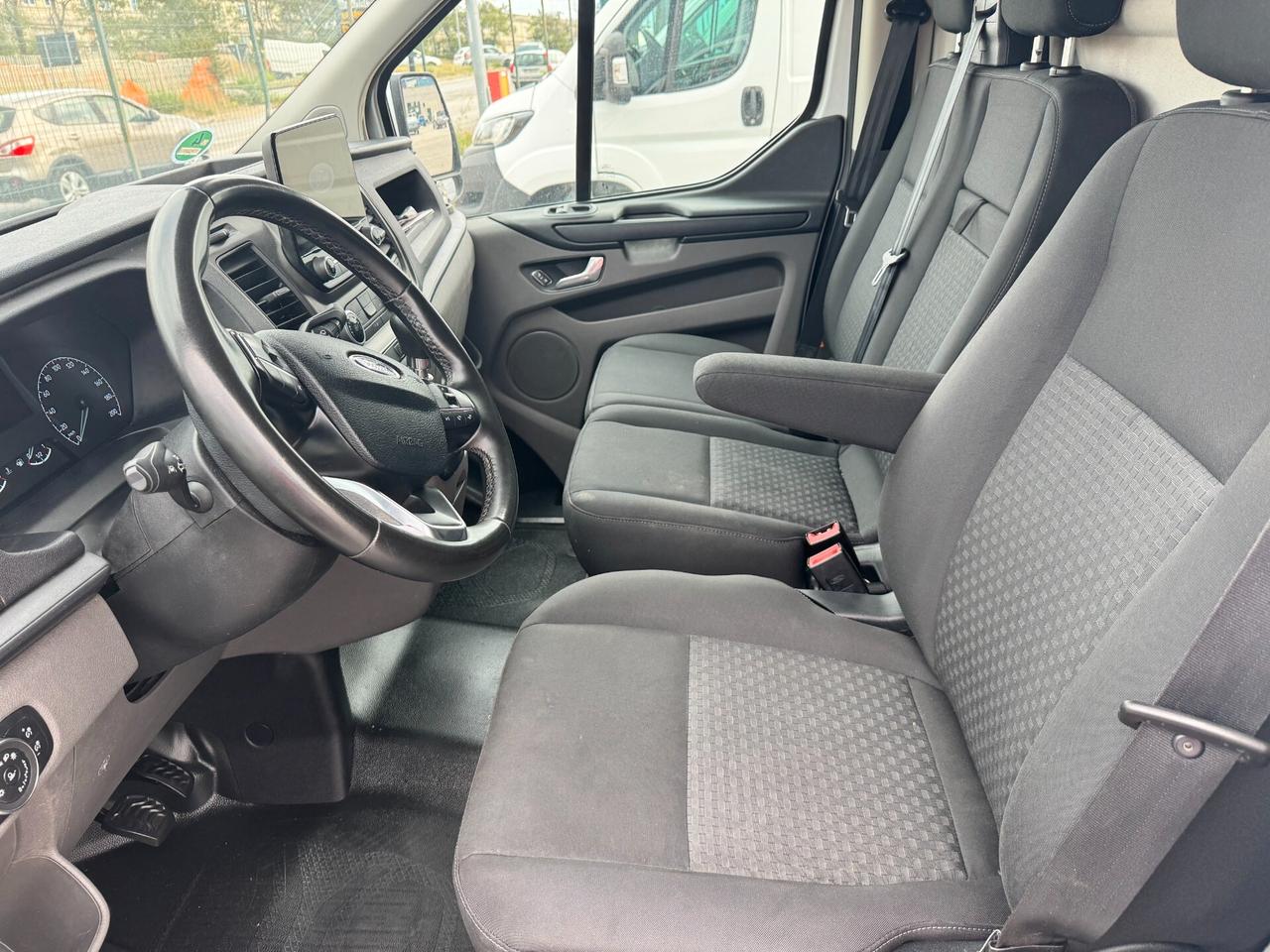 Ford Transit Custom 2.0 EcoBlue 105cv L2H1