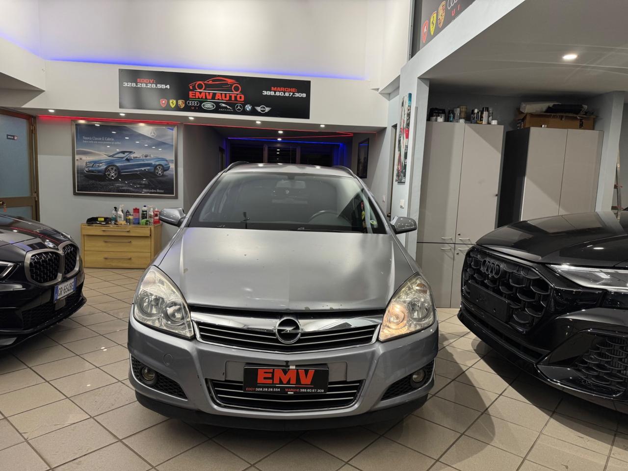 Opel Astra 1.9 CDTI 120CV gancio traino