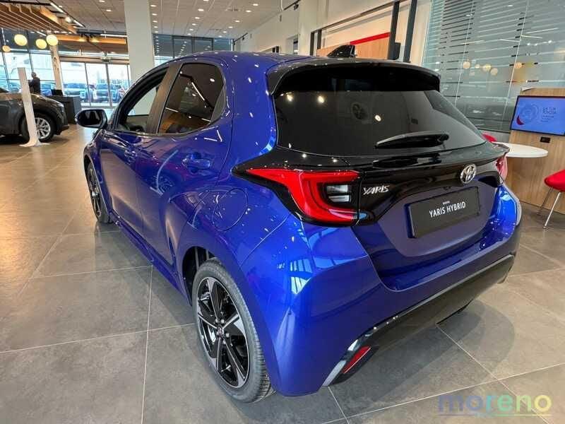 Toyota Yaris 1.5h 130 Lounge