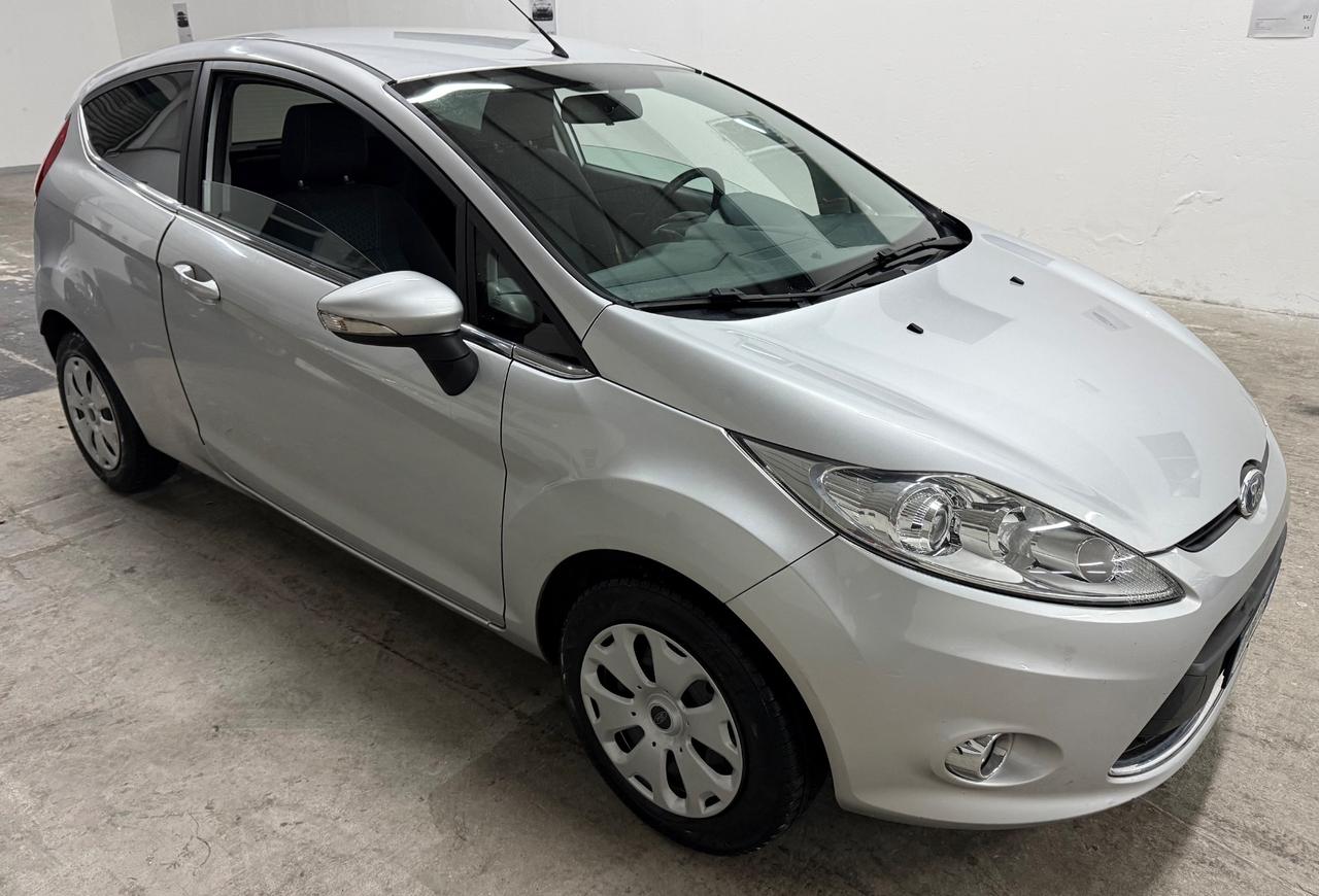 Ford Fiesta 1.4 TDCi 68CV 3 porte Titanium - 2009