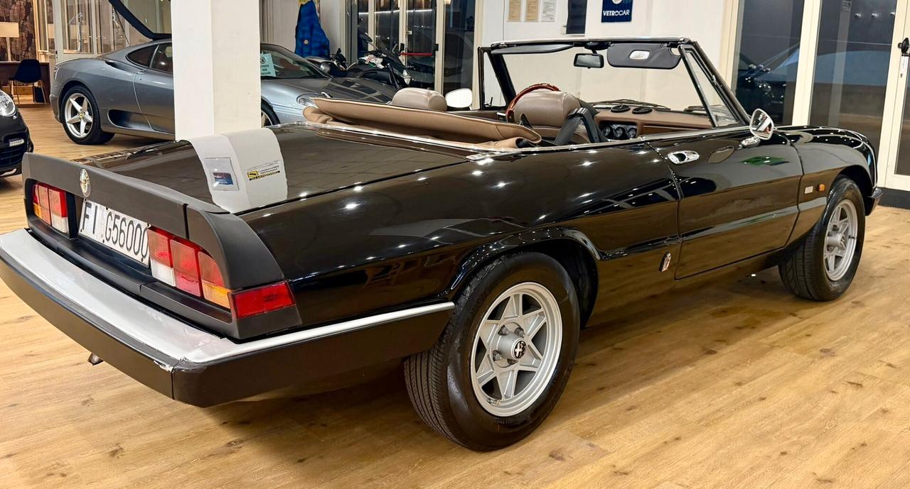 Alfa Romeo Spider 1.6