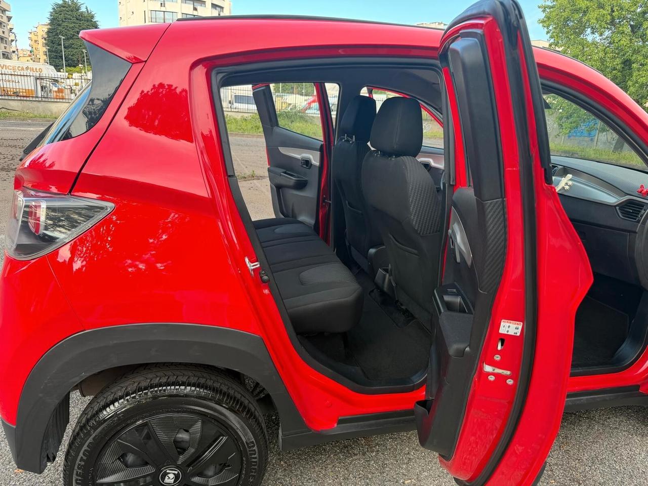 Mahindra KUV100 1.2 VVT K8