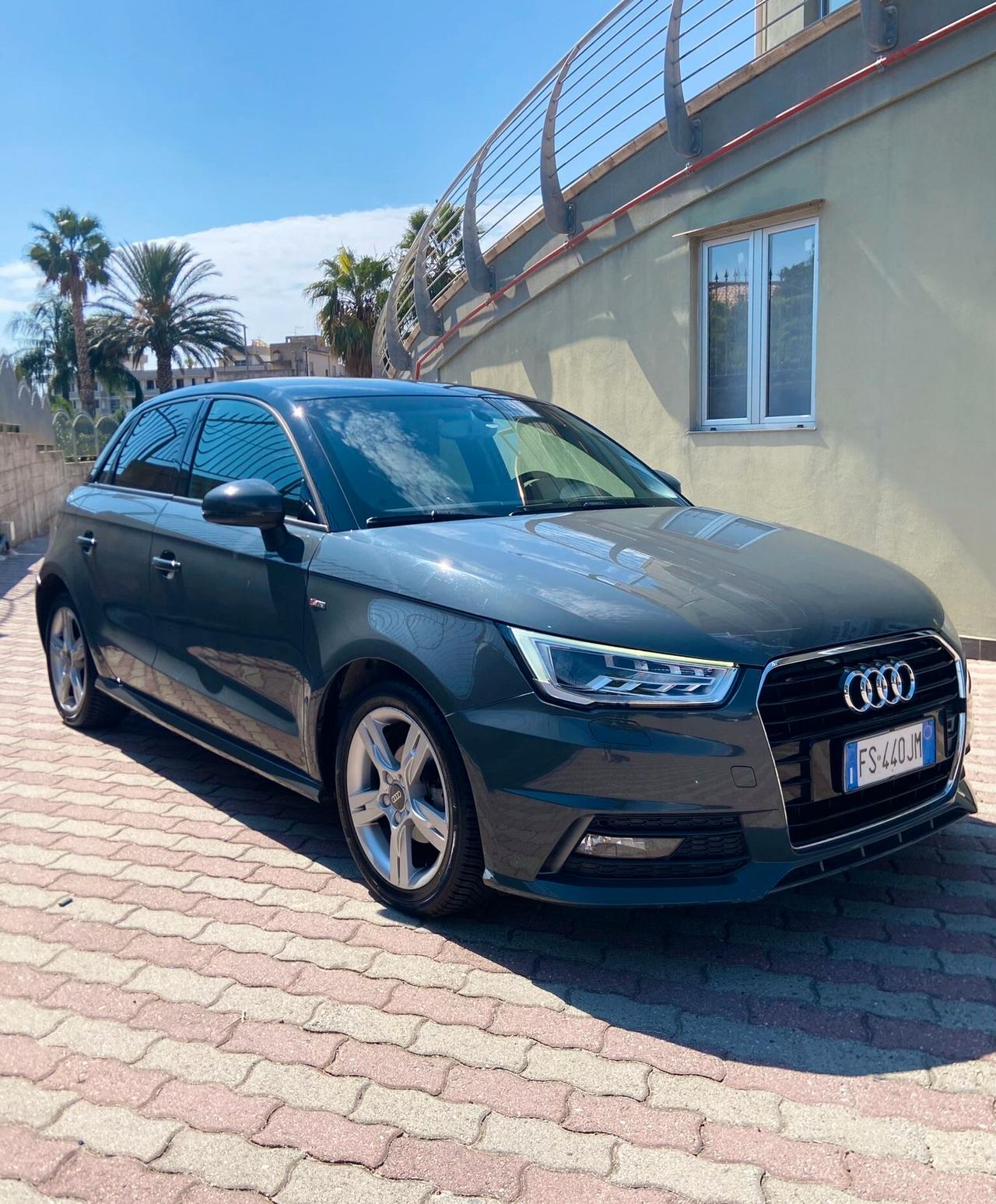 Audi A1 Sportback 1.4 tdi 90cv (66kw) S-Line S-Tronic