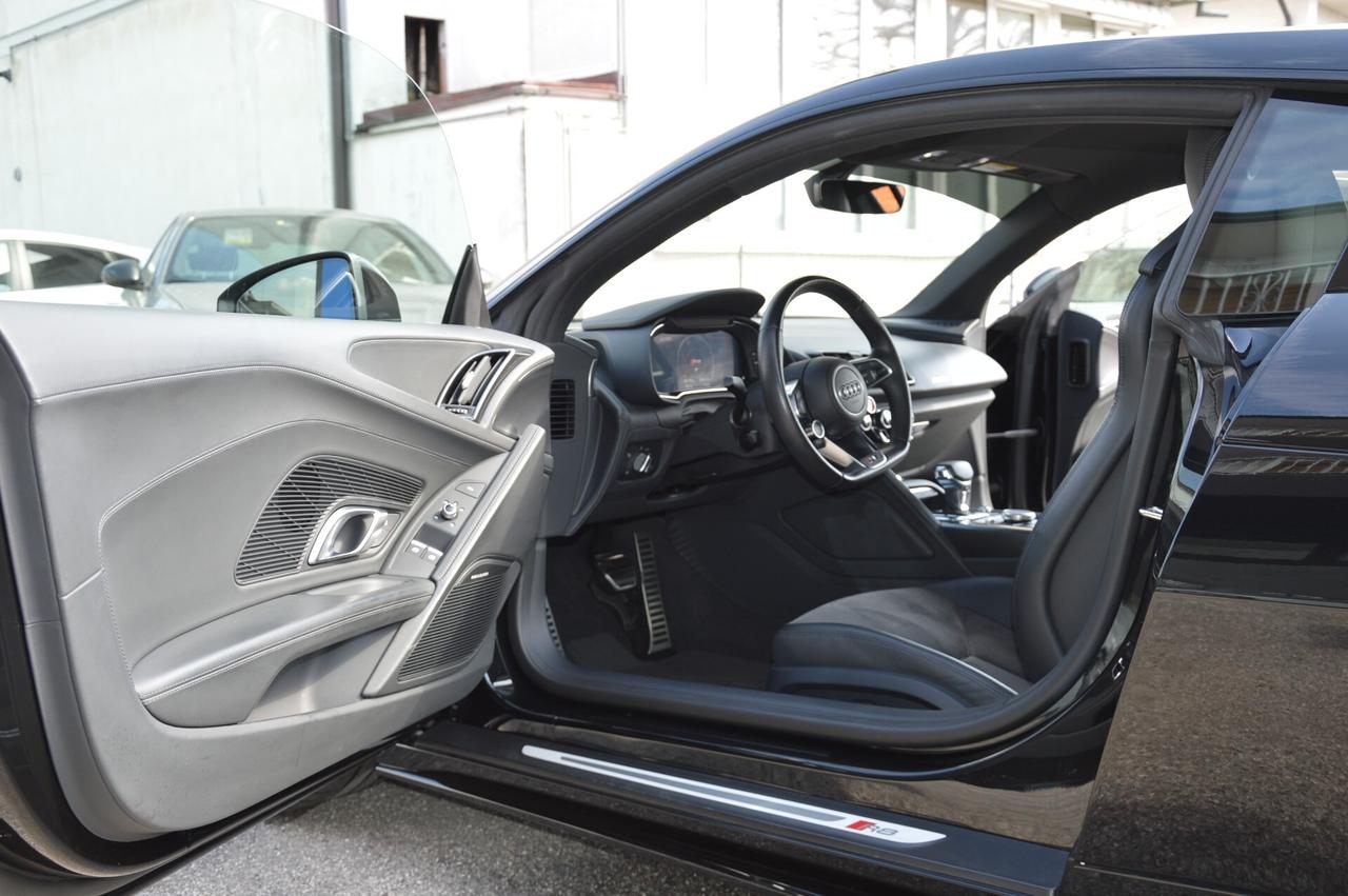 Audi R8 Coupé 5.2 FSI RWS S tronic