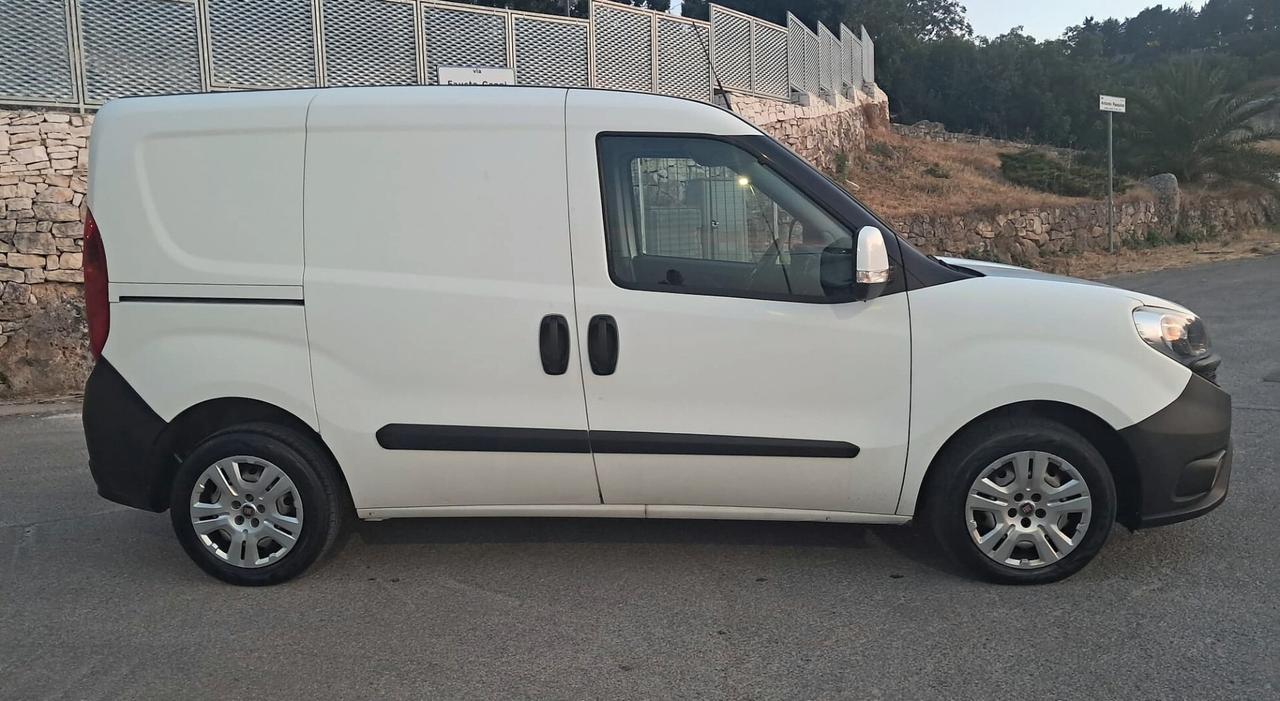 Fiat Doblo Doblò 1.6 Multijet Cargo – 3 posti (Iva Esposta)