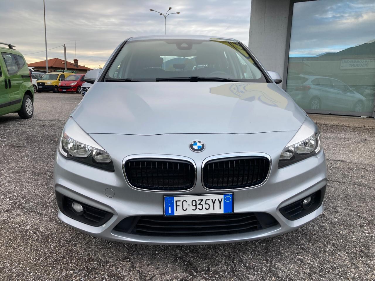 Bmw 216 218d Active Tourer Advantage