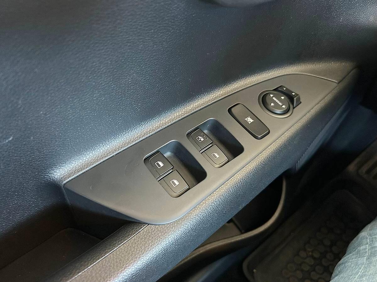 Kia Stonic 1.0 T-GDi 100 CV MHEV MT Style Navi