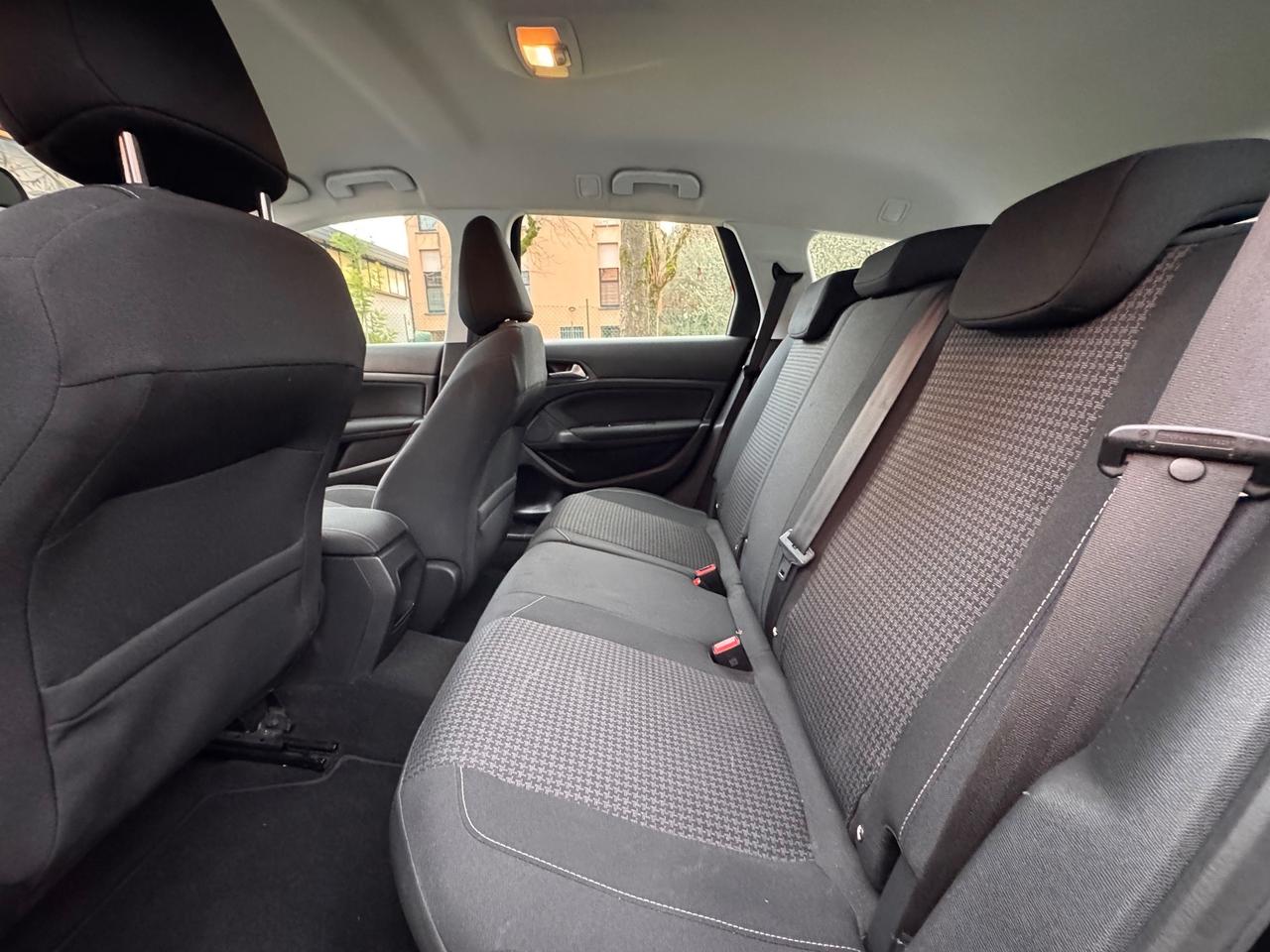 Peugeot 308 BlueHDi 130 S&S SW Allure