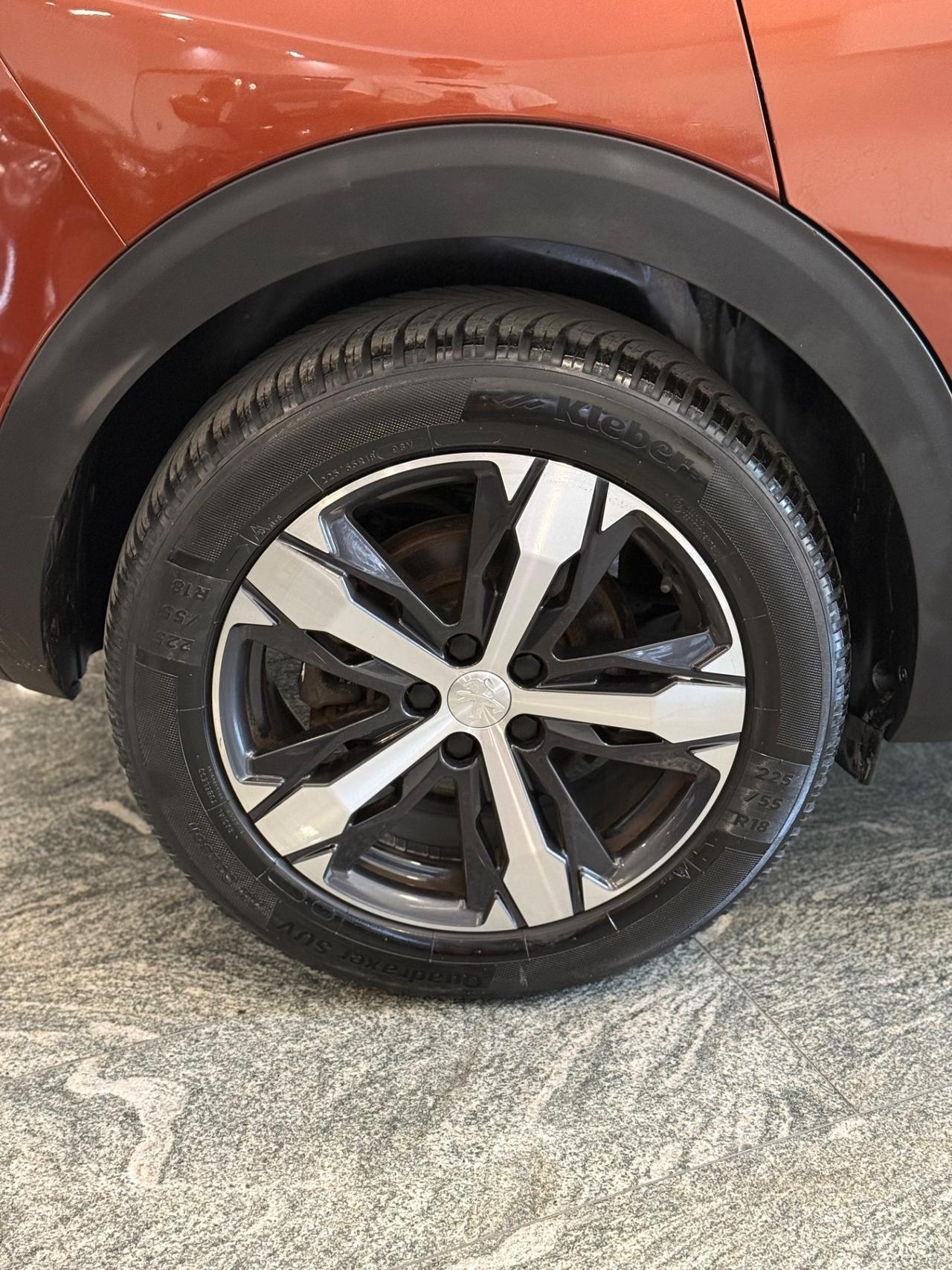 Peugeot 3008 BlueHDi 130 S&S EAT8 Allure