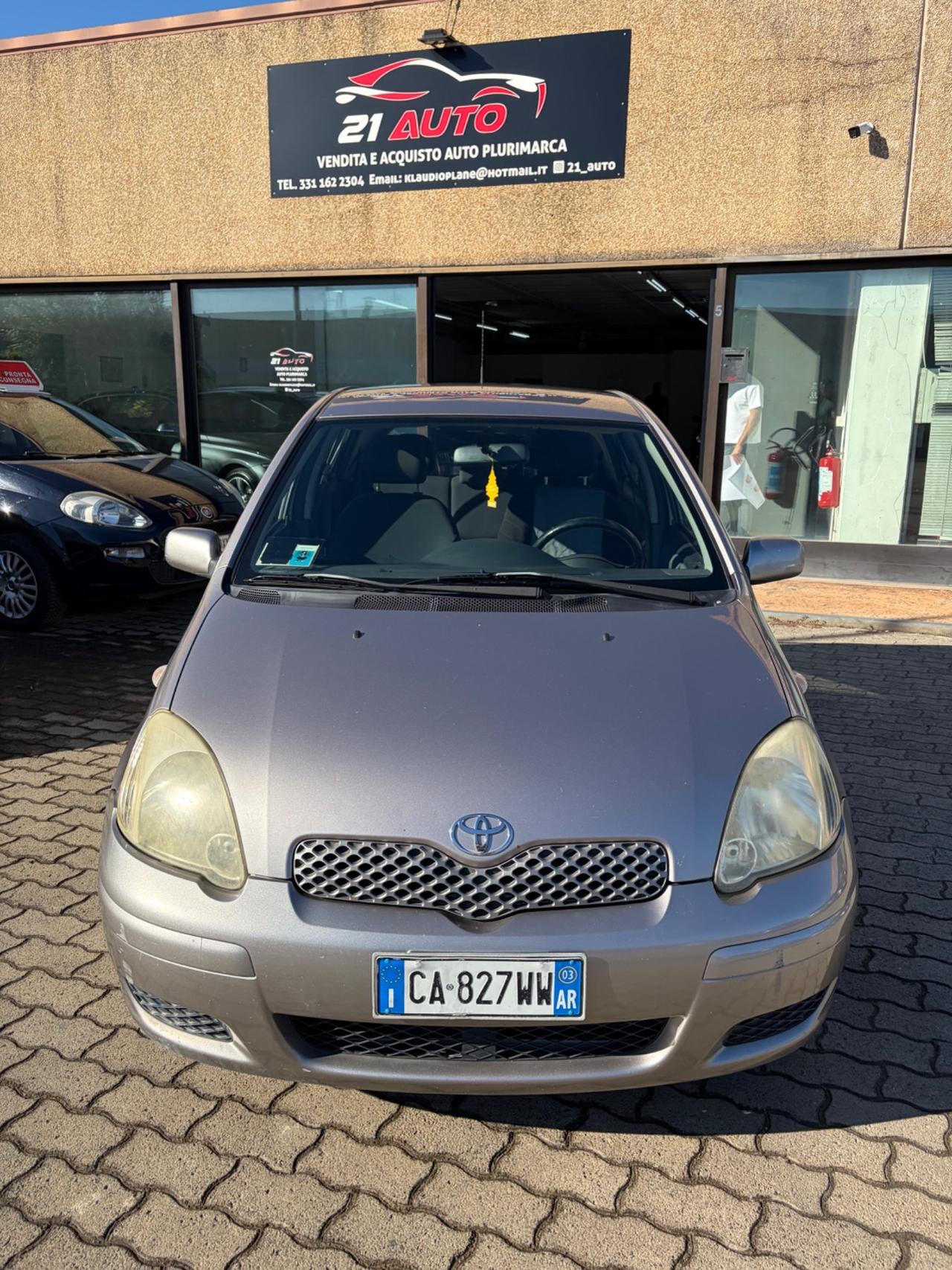Toyota Yaris 1.4 tdi D-4D cat 5 porte Sol