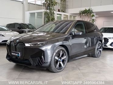 BMW iX iX xDrive40 Pacchetto Sportivo