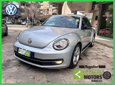 Volkswagen Maggiolino 2.0 TDI DSG Sport 07/2012