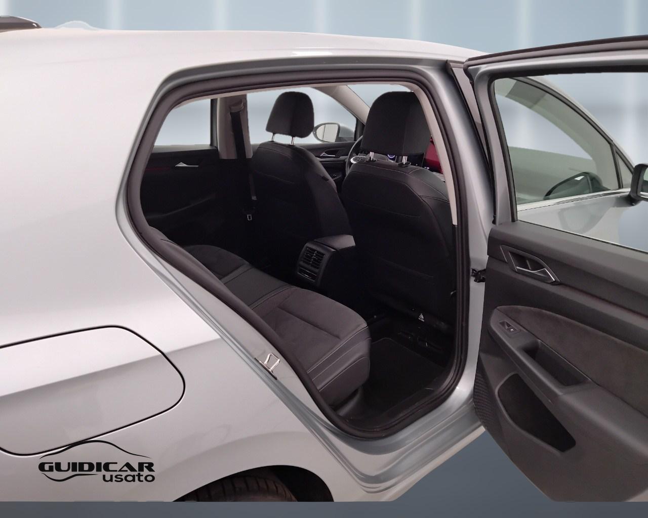 VOLKSWAGEN Golf VIII 2024 - Golf 2.0 tdi Style 150cv dsg