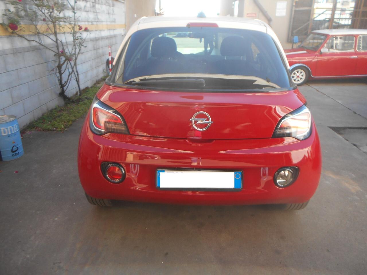 Opel Adam Rocks 1.2 70 CV