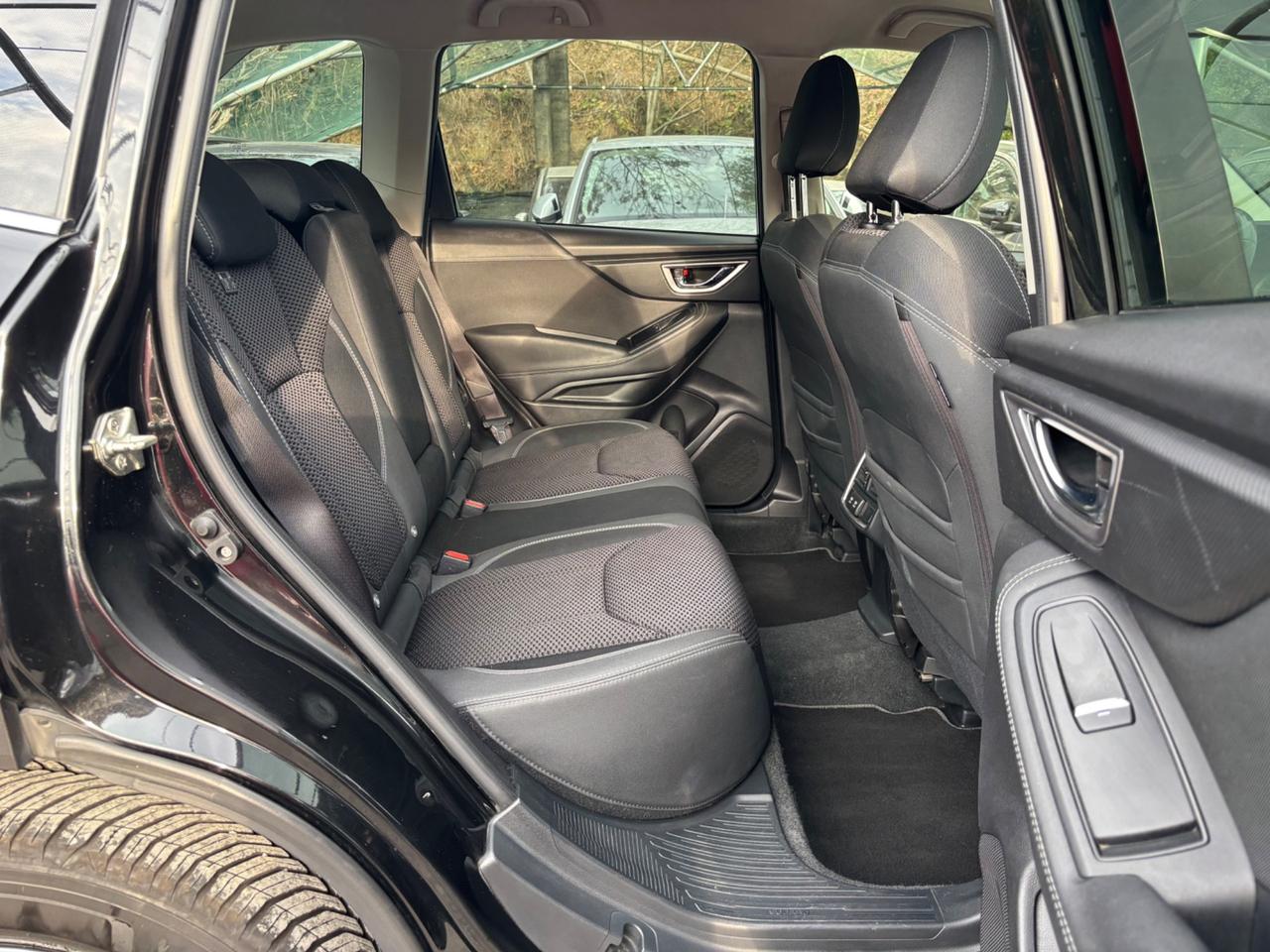 Subaru Forester 2.0 e-Boxer MHEV Lineartronic premium