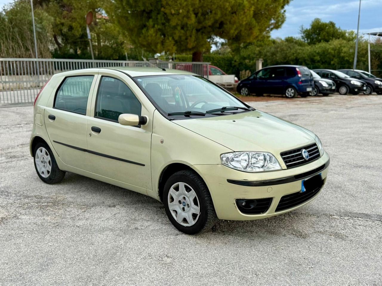 Fiat punto 5porte 1.2 benzina NEOPATENTATI