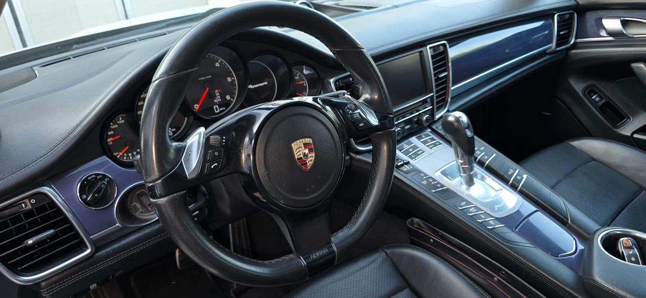 Porsche Panamera 3.0 Diesel Platinum Edition
