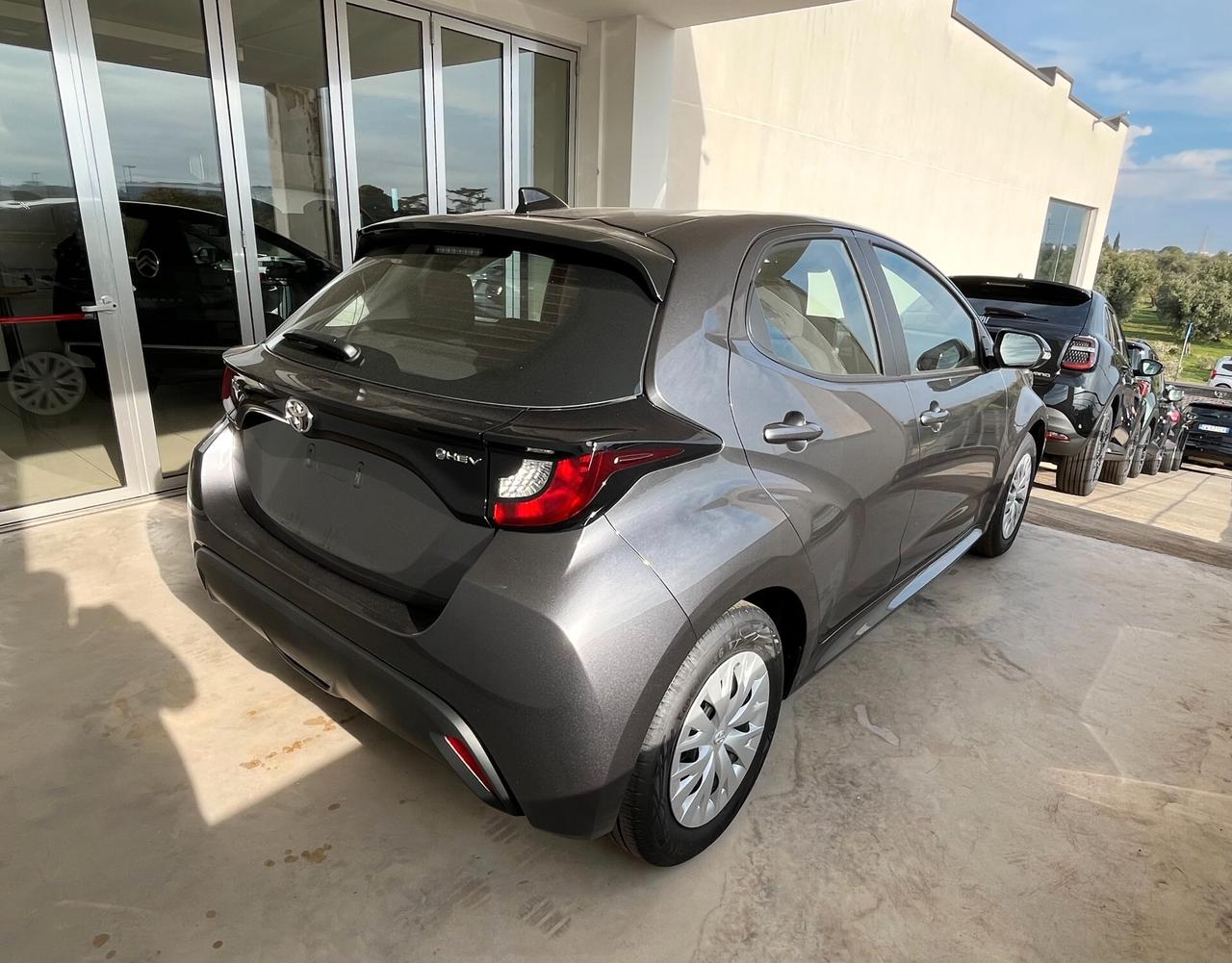 Toyota Yaris 1.5 Hybrid 5 porte Active 116cv Automatic Km0