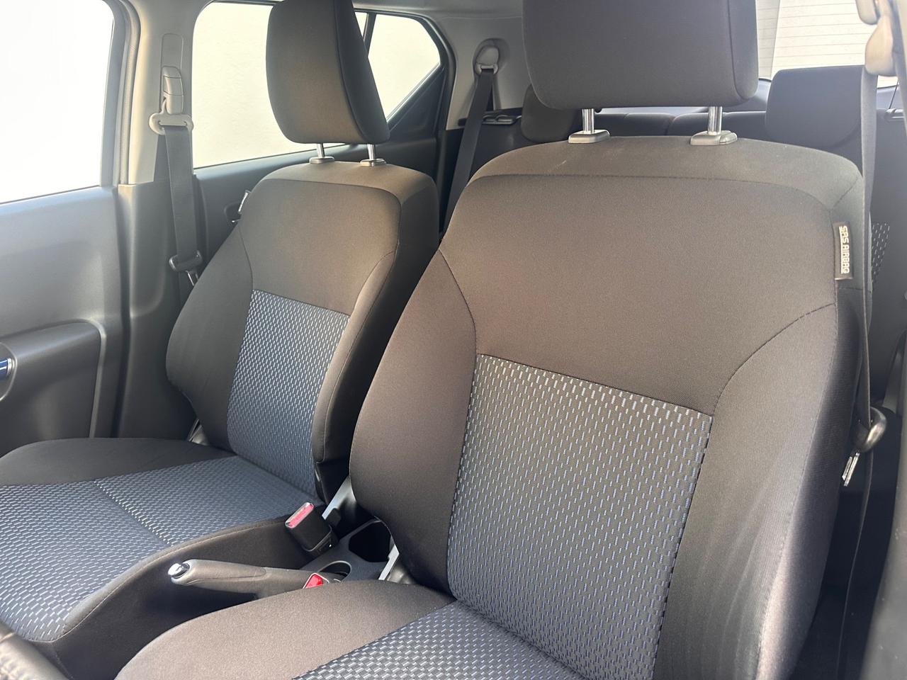 Suzuki Ignis 1.2 Hybrid Top
