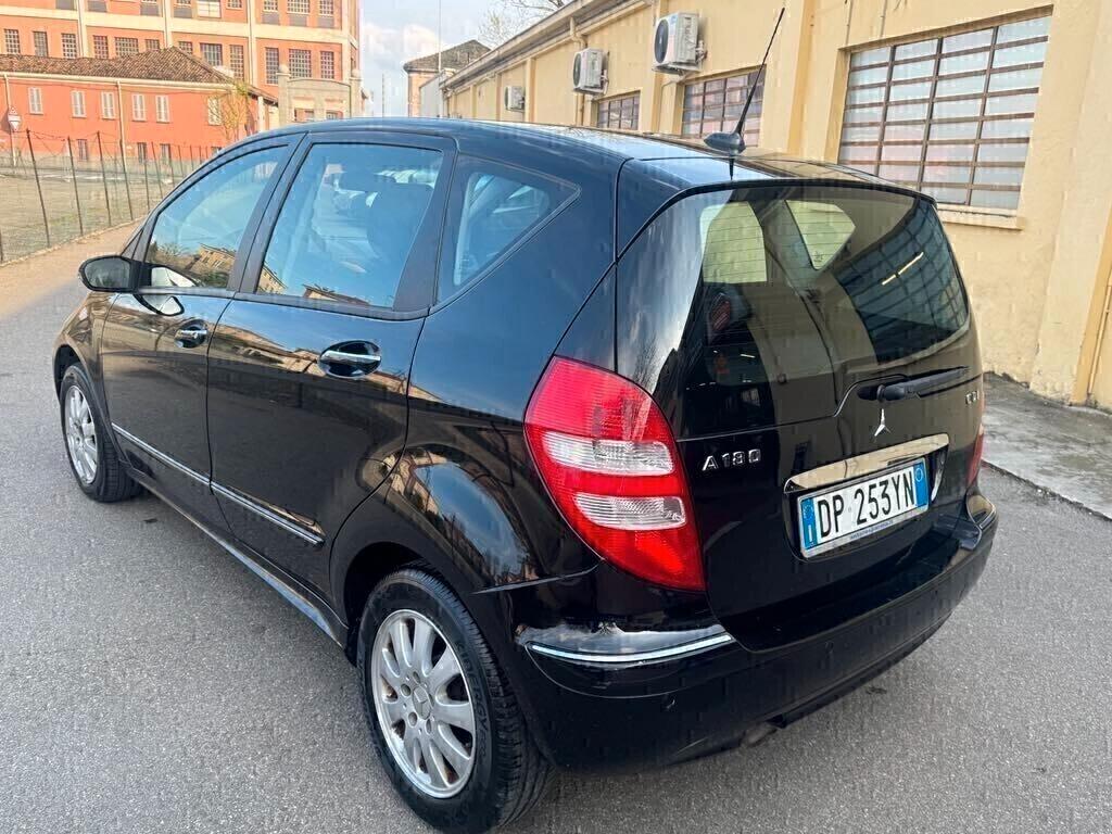 MERCEDES A 180 Anno 2008 2.0 CDI Avantgarde