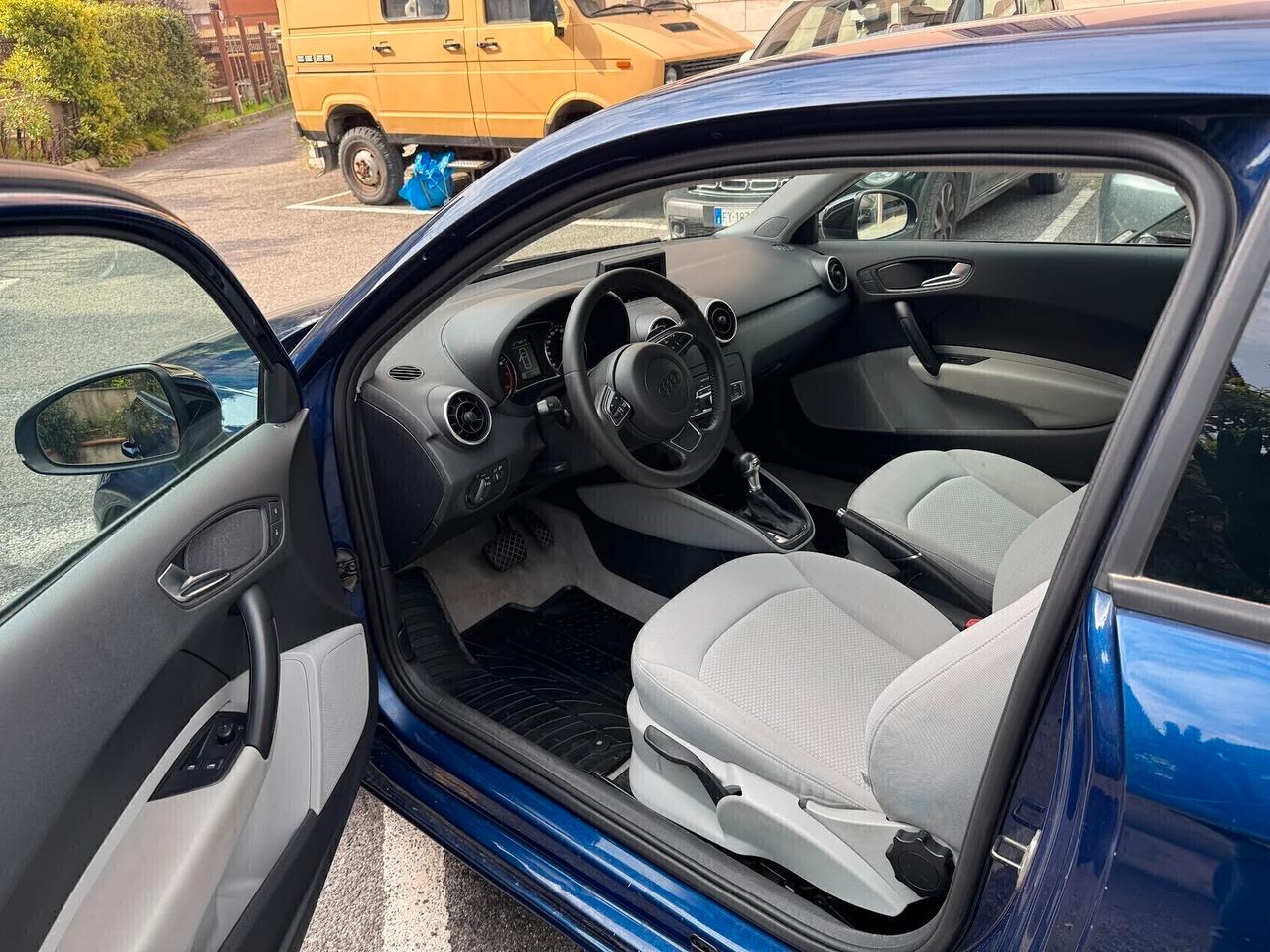 Audi A1 1.4 TFSI S tronic automatica