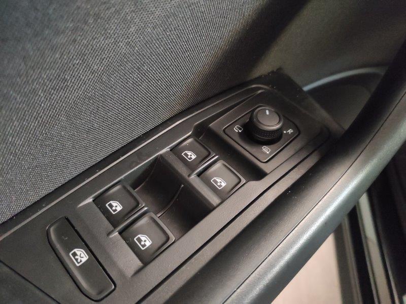 VOLKSWAGEN T-Roc - T-Roc 2.0 TDI SCR 150 CV DSG Life