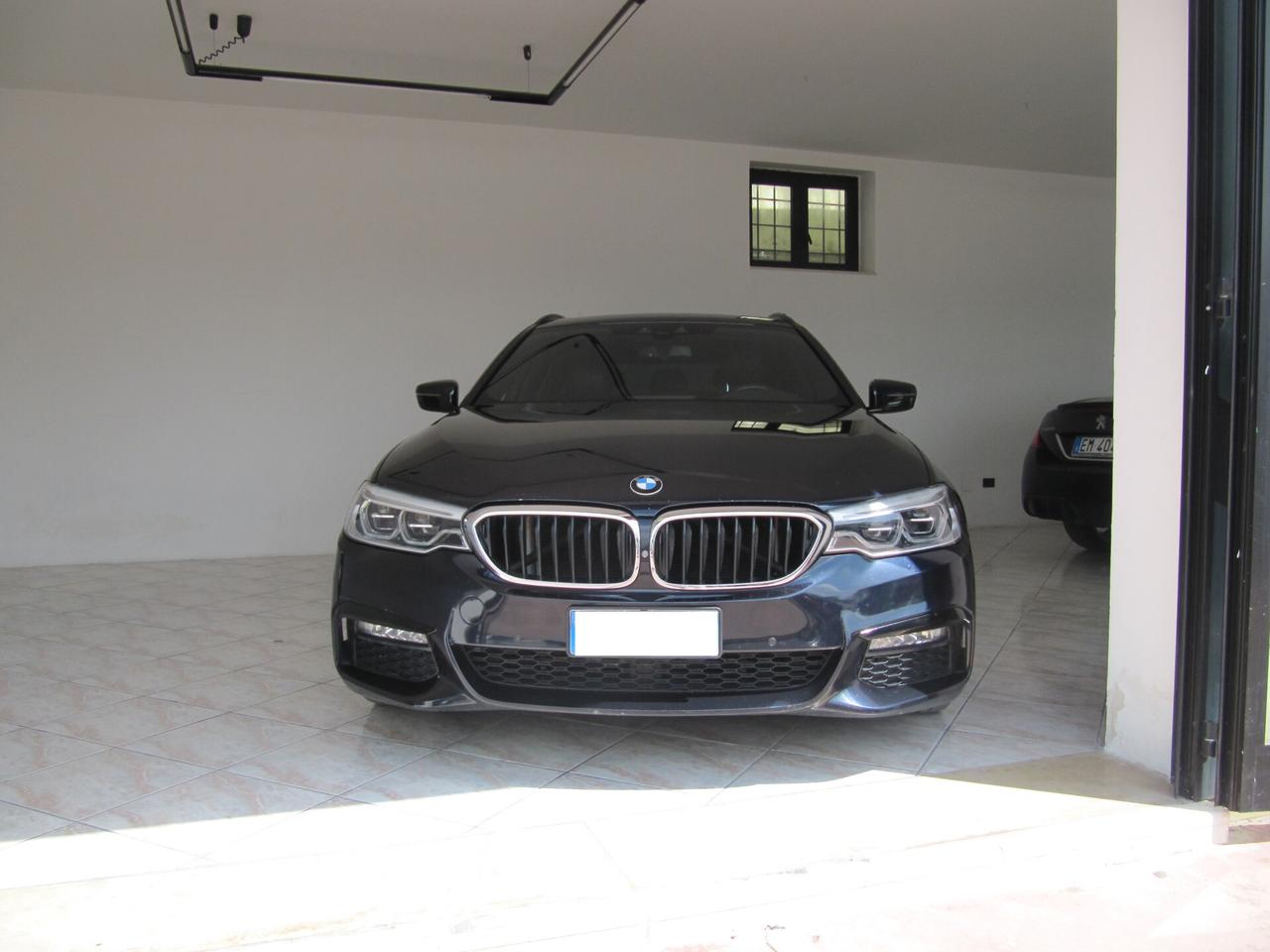 Bmw 520d xDrive Touring Msport - AUTOM + TETTO