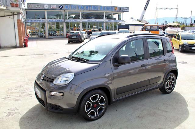 Fiat Panda 1.0 FireFly S&S Hybrid City Cross