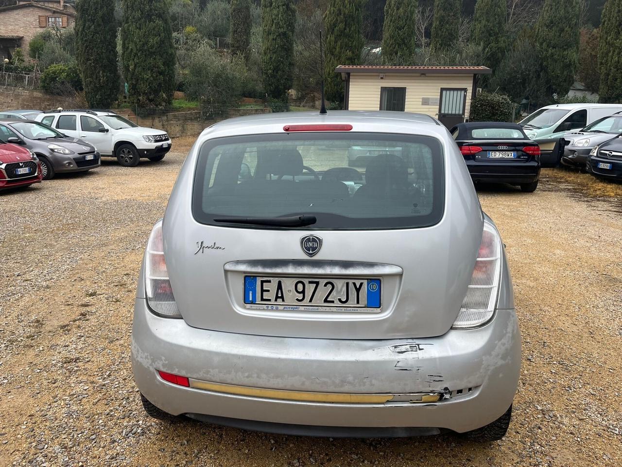 Lancia Ypsilon 1.2 Benzina/GPL - Neopatentato