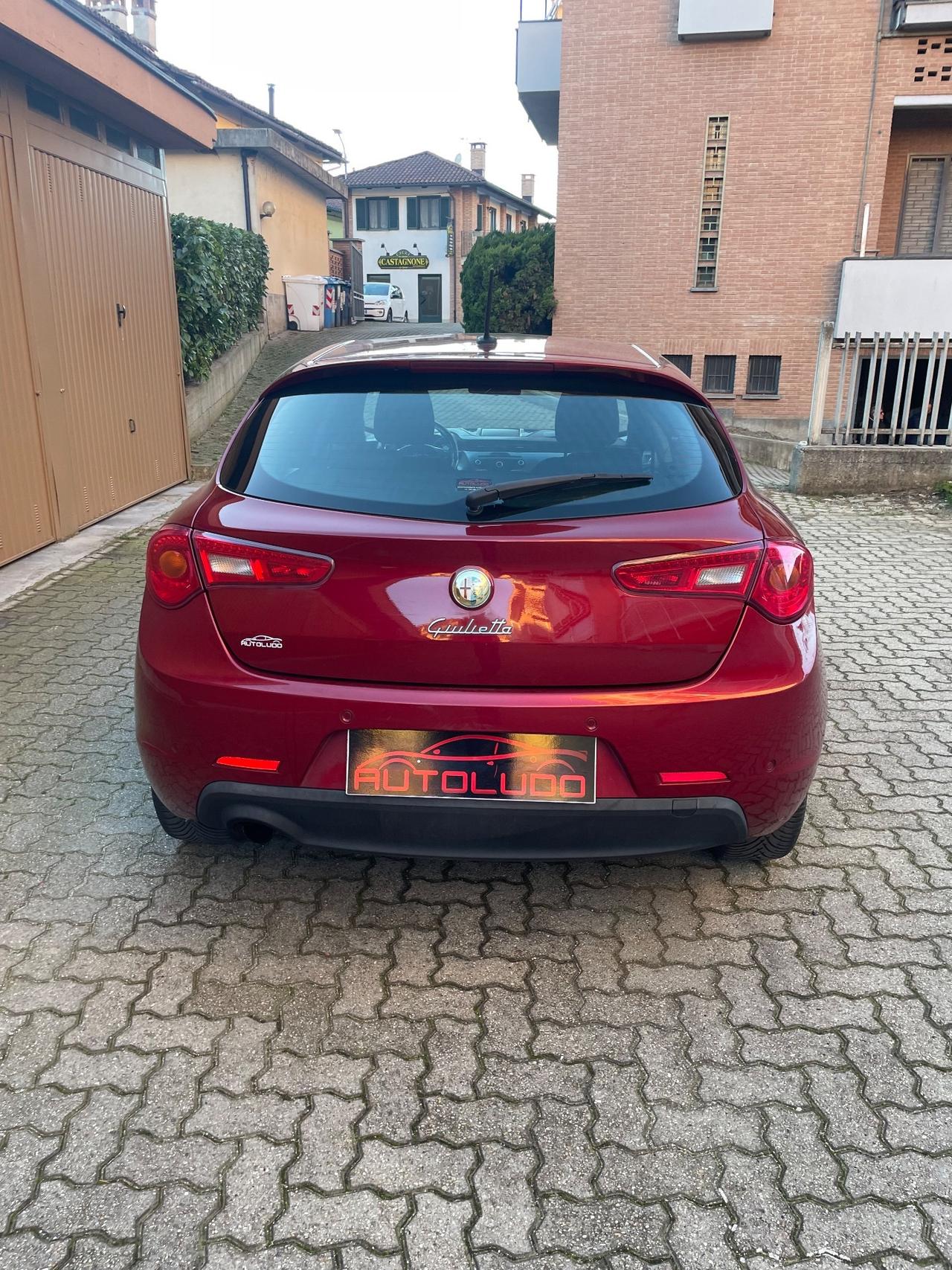 Alfa Romeo Giulietta 1.6 JTDm-2 105 CV Distinctive