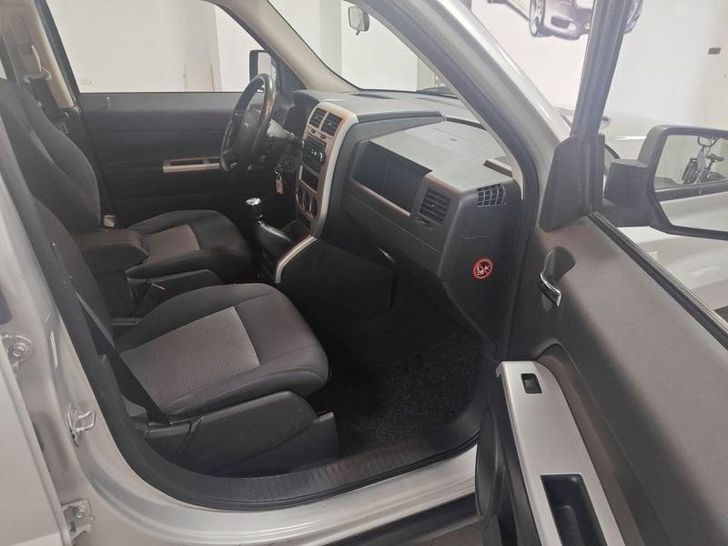 Jeep Patriot Patriot 2.0 td Limited 4wd dpf LEGGI