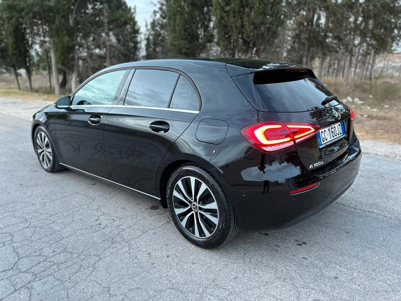 Mercedes-benz A 180 A 180 d Automatic Premium