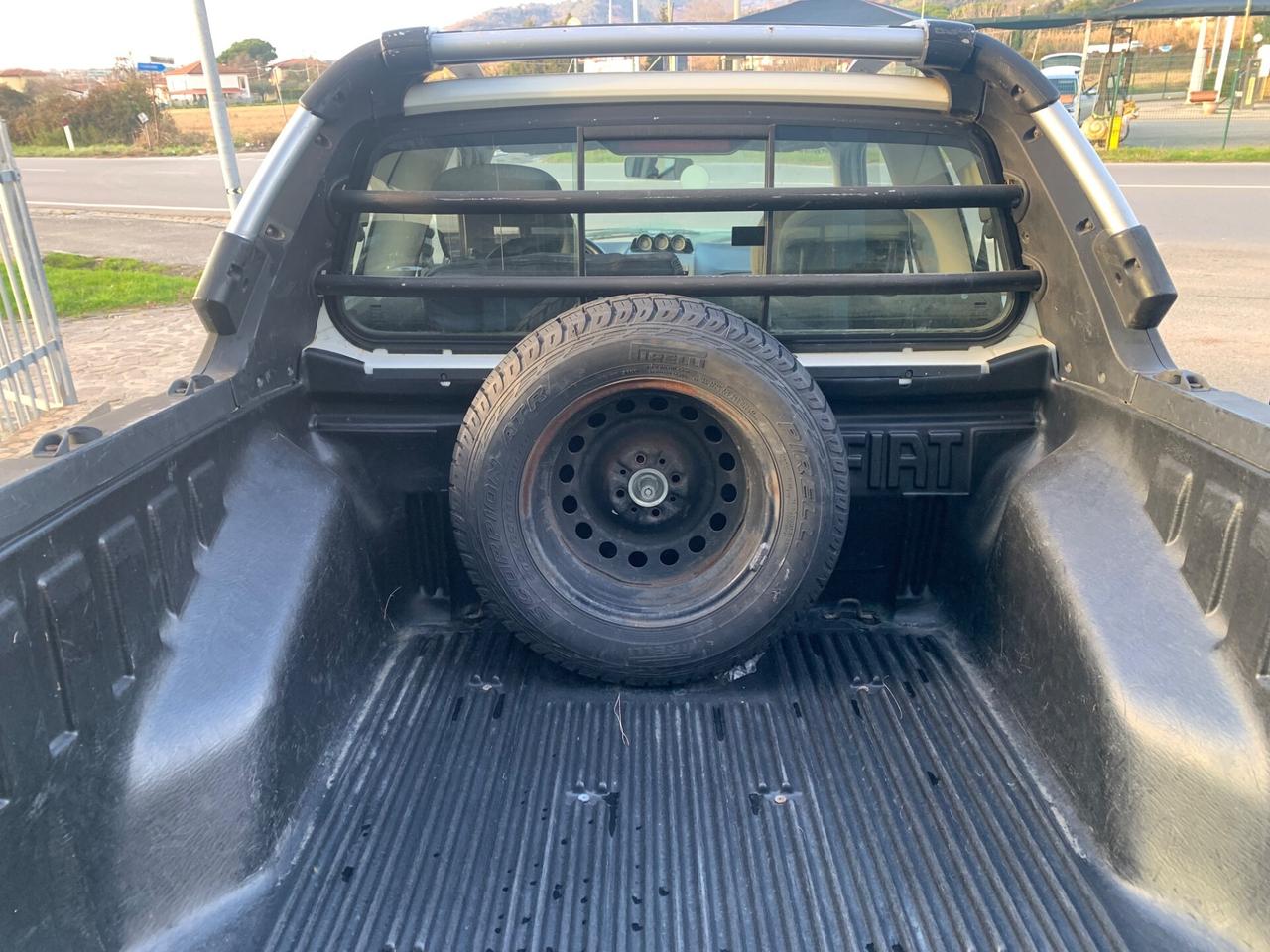 Fiat Strada 1.3 MJT 95CV Pick-up DC Adventure