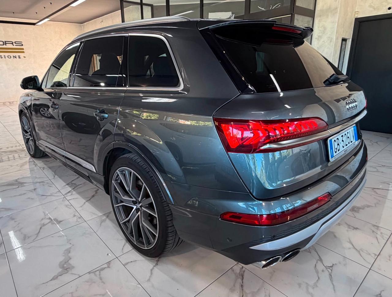 Audi SQ7 IVA ESPOSTA+GANCIO TRAINO+7 POSTI
