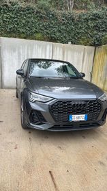 Audi Q3 SPB 45 TFSI e S tronic Identity Black