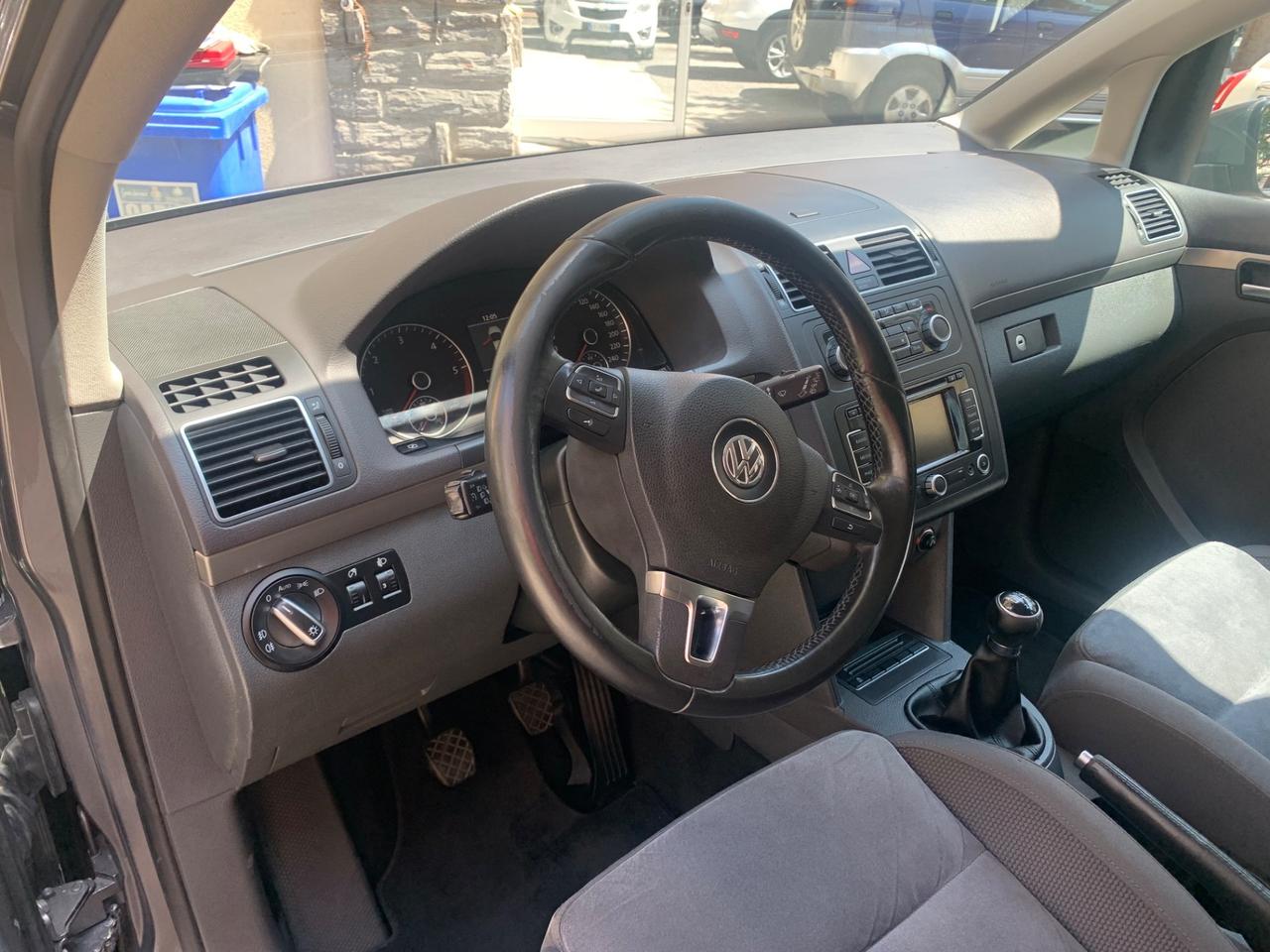 Volkswagen Touran 2.0 TDI 140 CV Highline 7 posti