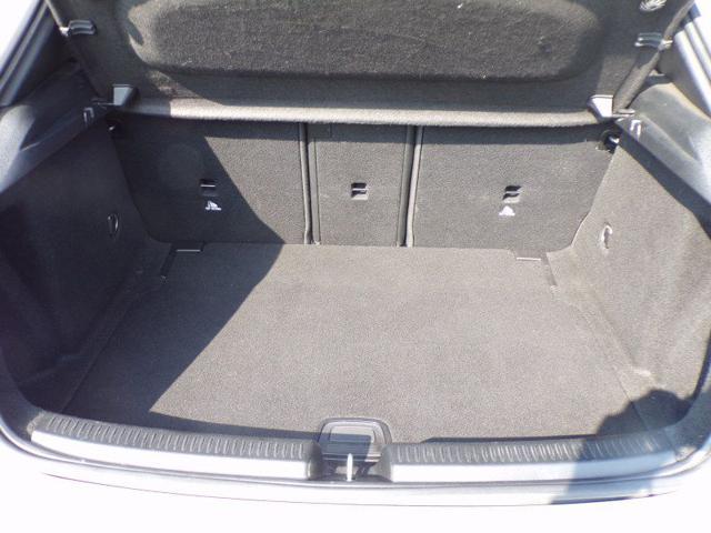 MERCEDES-BENZ A 180 d Automatic Premium