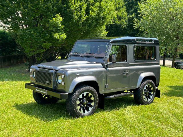 LAND ROVER Defender 90 2.2 TD4 Station Wagon SE NEOPATENTATI