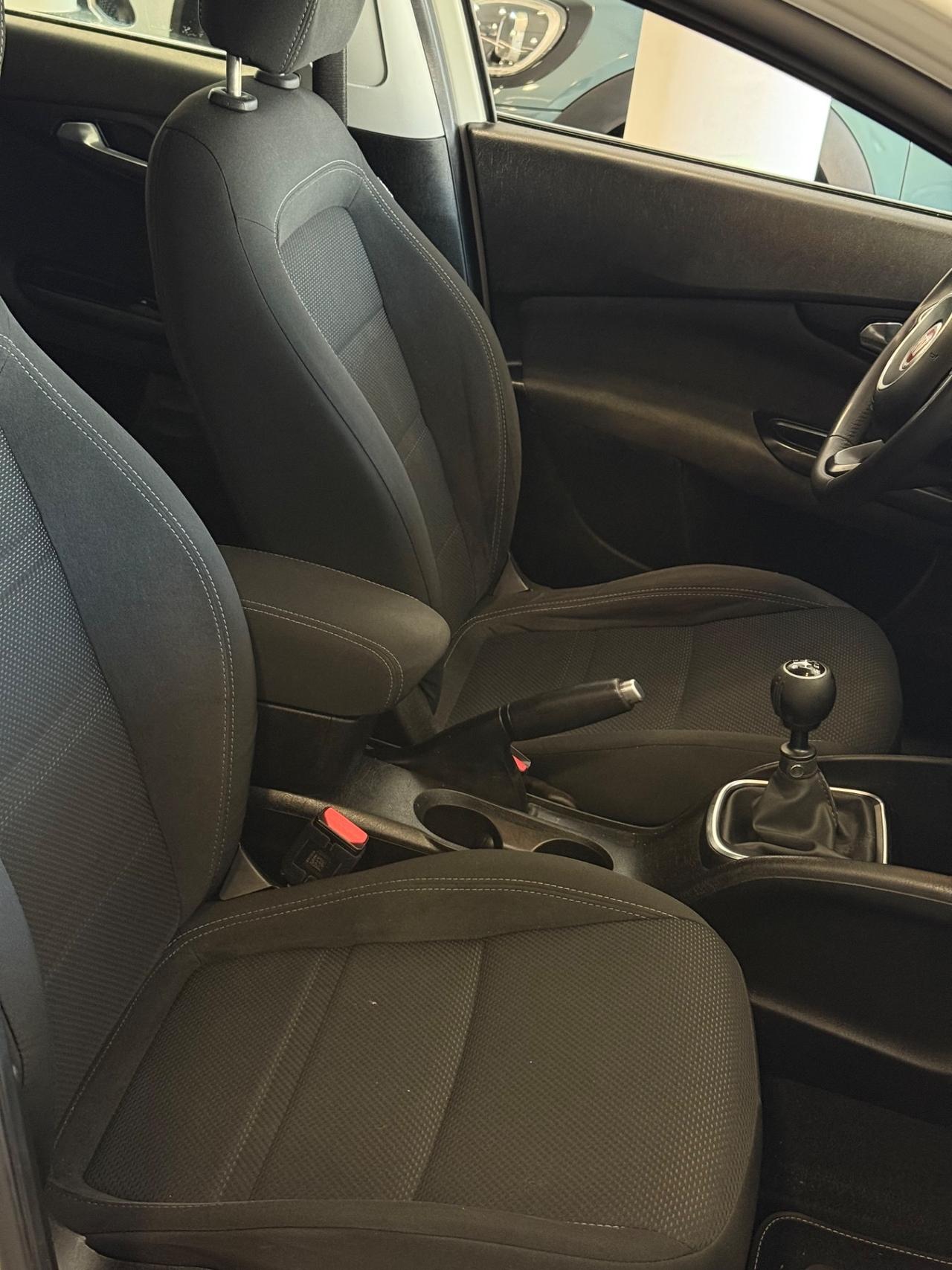 Fiat Tipo 1.6 Mjt S&S 5 porte Easy