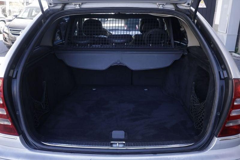 Mercedes-Benz Classe C Mercedes-Benz Classe C 200 CDI cat S.W. Avantgarde Sport 90KW ANNO 2007