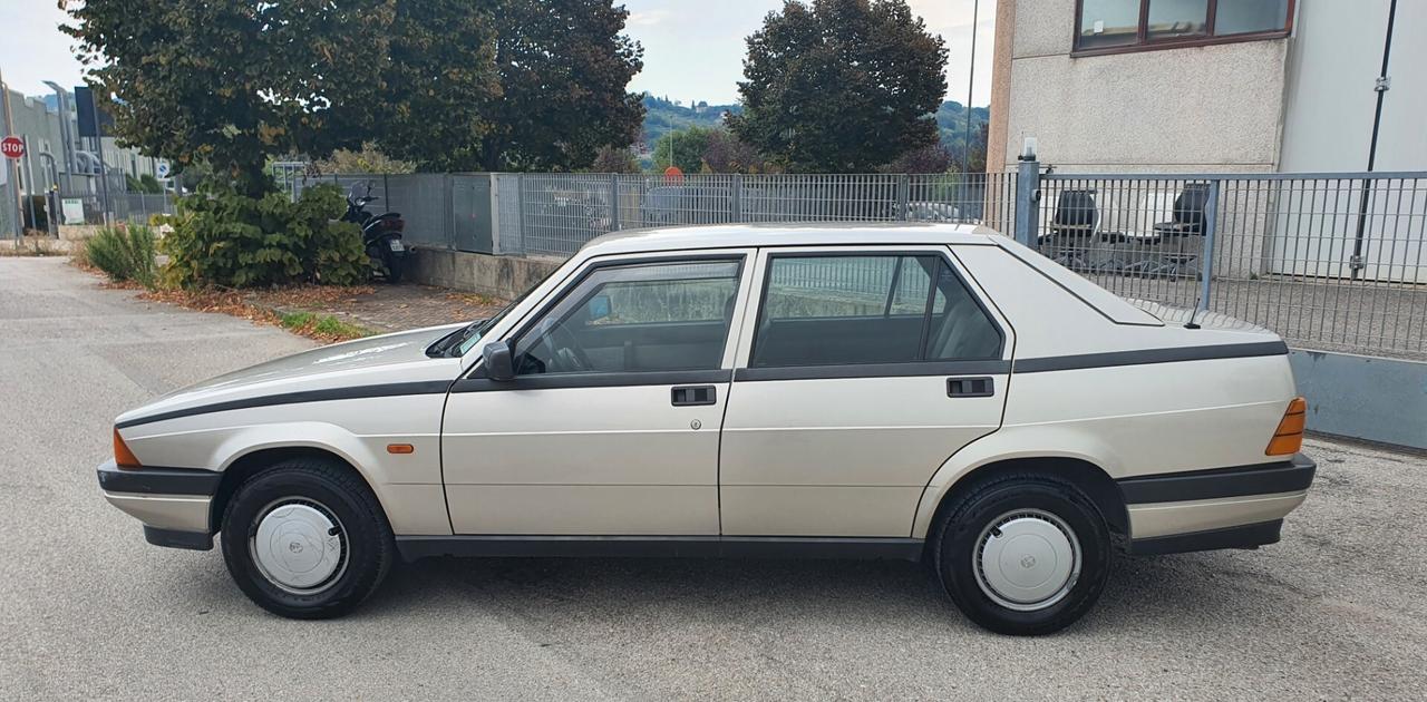 Alfa Romeo 75 1.6 Carburatori