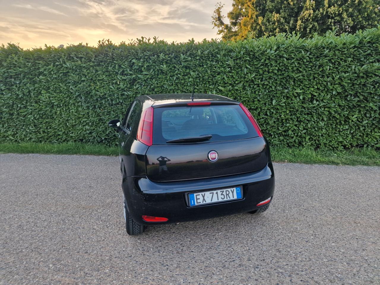 Fiat Punto 1.3 MJT 75cv 5p