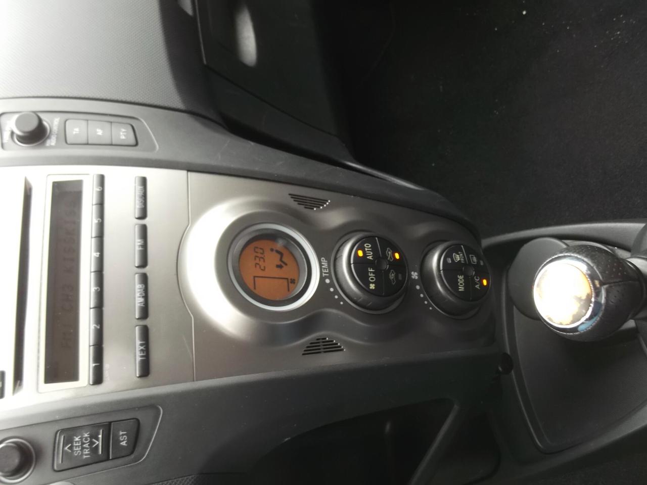 Toyota Yaris 1.3 3 porte Sol - 07