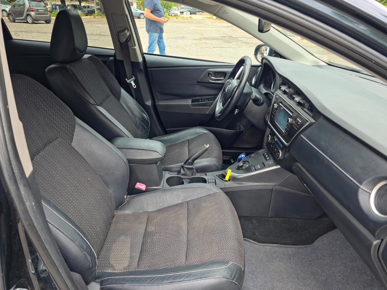 Toyota Auris 1.8 Hybrid Lounge E5B Automatica NEO 2014