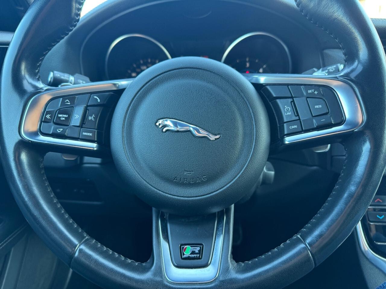 Jaguar XF Sportbrake 2.0D 180CV AWD R-Sport