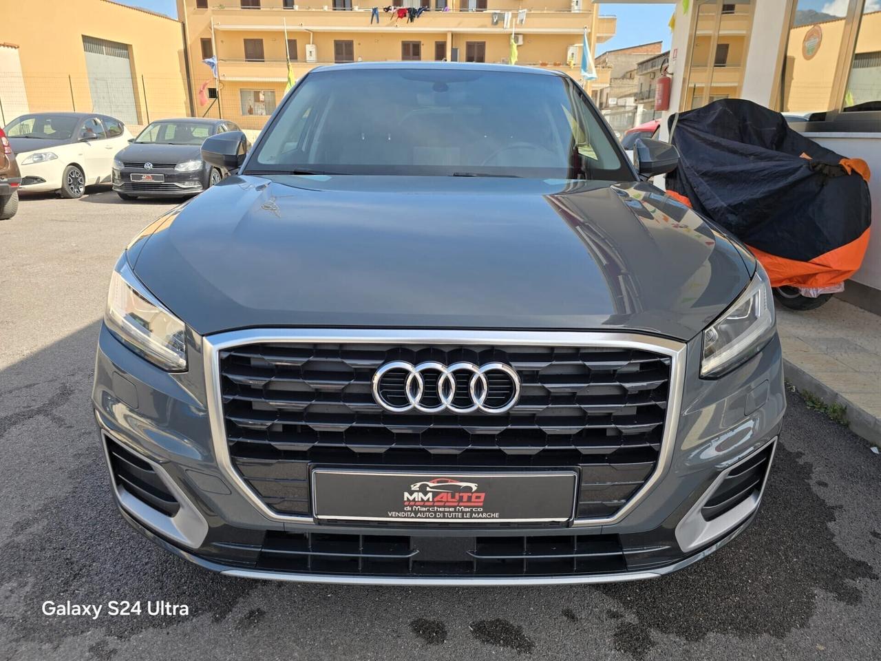 Audi Q2 30 TDI Business Design