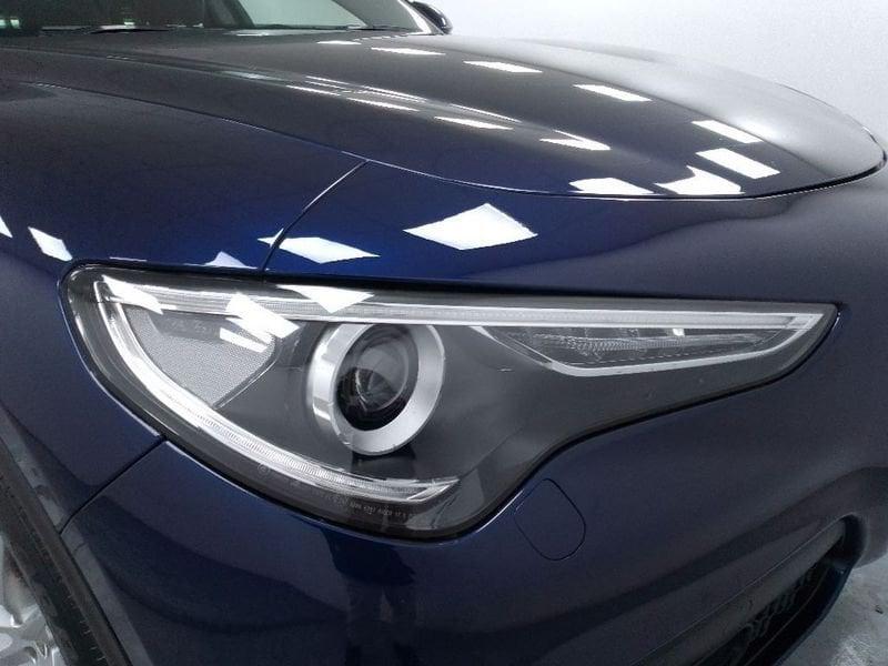 Alfa Romeo Stelvio 2.2 t Executive Q4 210cv auto my19