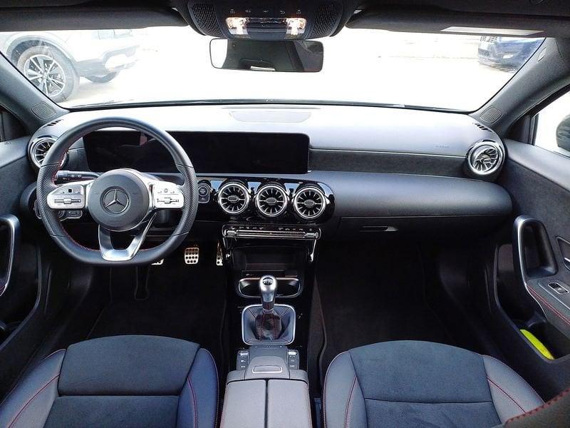 Mercedes-Benz Classe A A 180 Premium Night edition