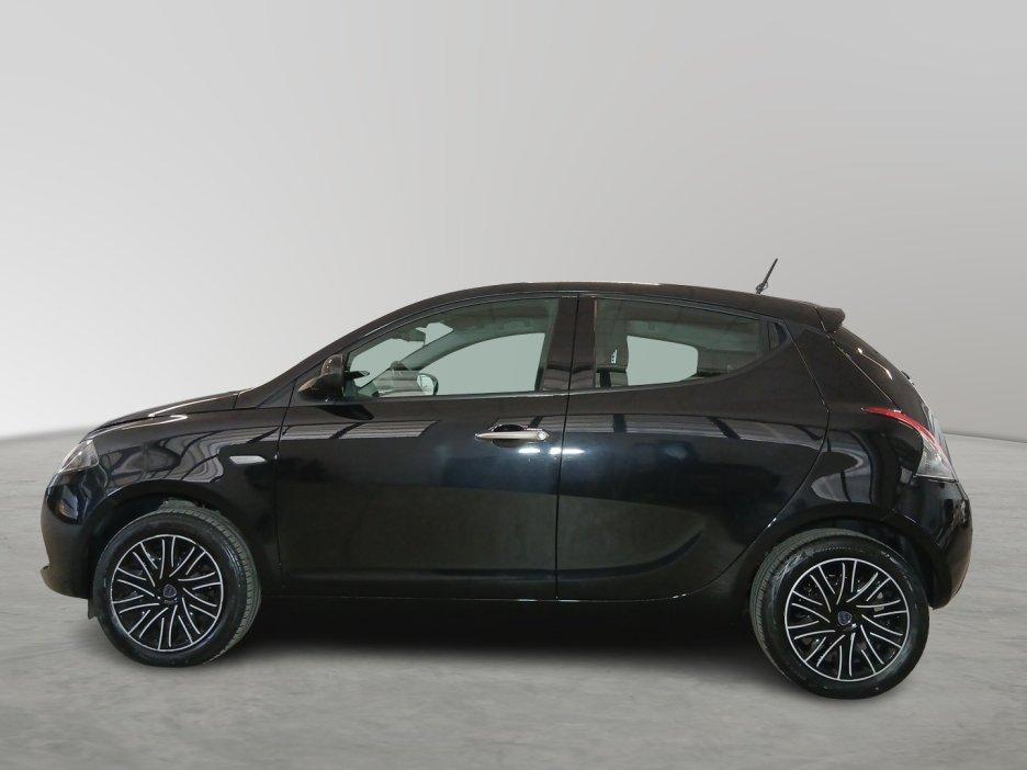 LANCIA Ypsilon 3ª serie - Ypsilon 1.0 FireFly 5 porte S&S Hybrid Gold