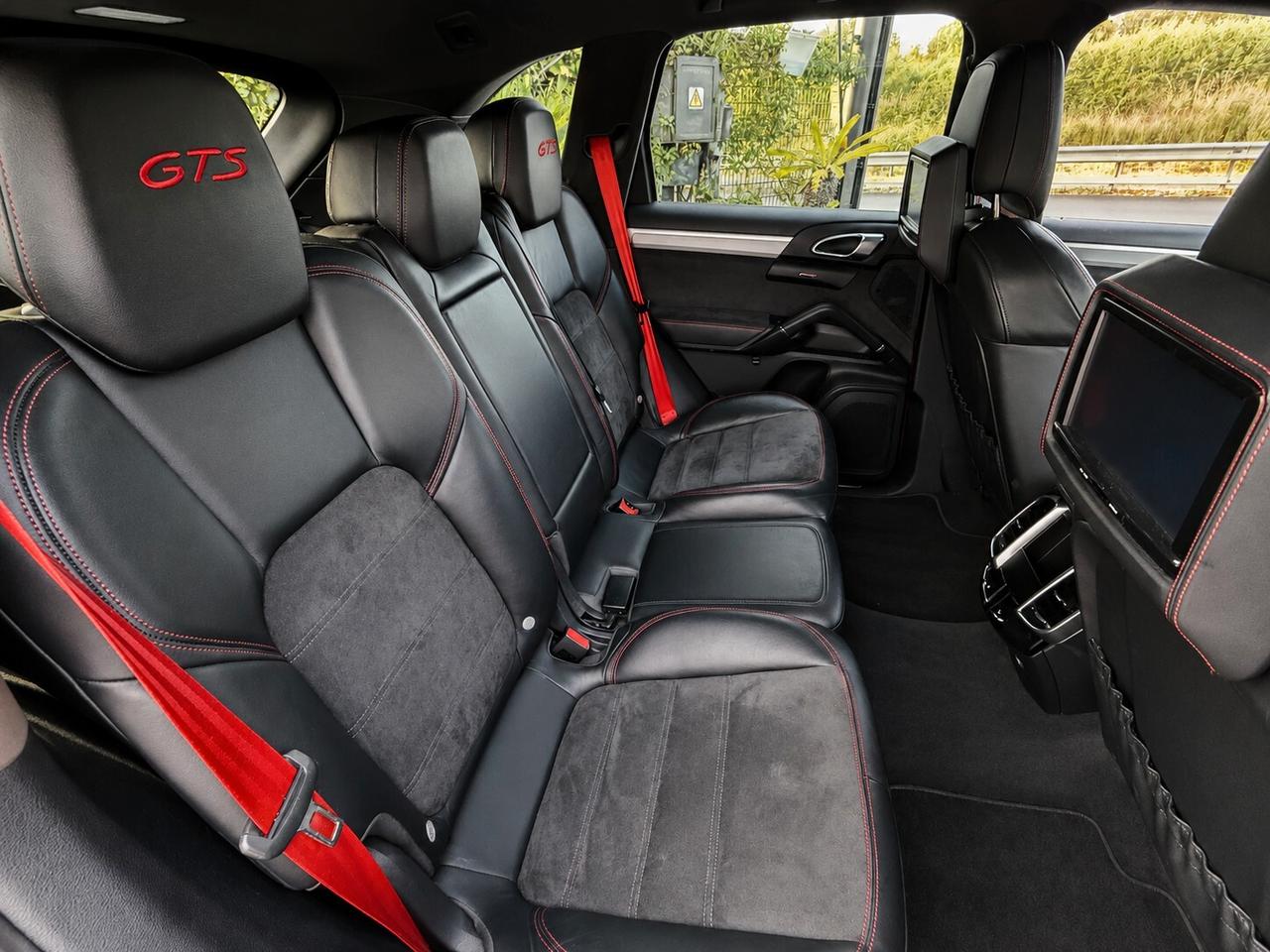 Porsche Cayenne 4.8 GTS